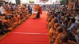  Sadhus and devotees doing darshan of Swamishri