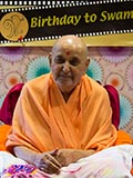  Swamishri in a divine, jovial mood