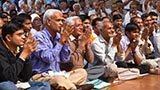  Devotees doing darshan of Swamishri