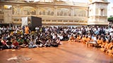  Devotees in the mandir grounds, waiting for Swamishri's darshan