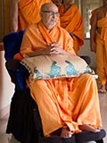  Swamishri arrives