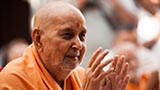  Swamishri blesses devotees