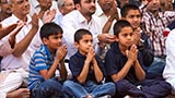  Devotees doing darshan of Swamishri