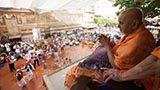  Devotees doing darshan of Swamishri