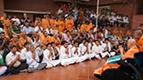  Devotees doing darshan of Swamishri