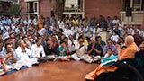  Devotees doing darshan of Swamishri