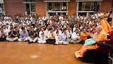  Devotees doing darshan of Swamishri