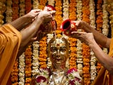  Abhishek of murti