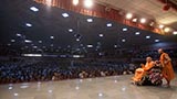  Swamishri greets devotees with 'Jai Swaminarayan'