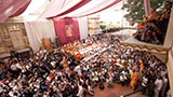  Devotees doing darshan of Swamishri
