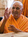  Swamishri in a divine, jovial mood