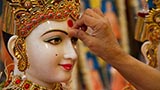  Pujya Ishwarcharan Swami performs pujan of murtis
