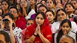  Devotees doing darshan of Swamishri