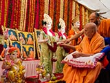  Swamishri performs pujan of murtis for Dhangla Mandir