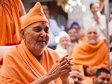  Swamishri in a divine, jovial mood
