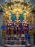  Bhagwan Swaminarayan, Aksharbrahman Gunatitanand Swami and Shri Gopalanand Swami