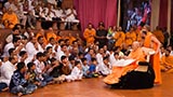  Devotees doing darshan of Swamishri