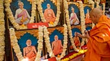  Pujya Ishwarcharan Swami performs pujan of murtis