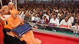  Devotees from Goyma and Kakvadi doing darshan of Swamishri