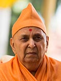  Swamishri engrossed in darshan