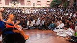  Devotees doing darshan of Swamishri