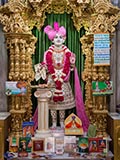  Shri Ghanshyam Maharaj