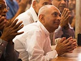  Devotees doing darshan of Swamishri