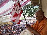  Swamishri waves BAPS flag