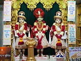  Bhagwan Swaminarayan, Aksharbrahman Gunatitanand Swami and Shri Gopalanand Swami