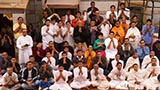  Devotees doing darshan of Swamishri