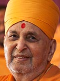 Swamishri in a divine mood