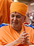 Swamishri bids 'Jai Swaminarayan' to devotees