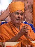 Swamishri in a divine mood
