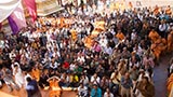 Devotees doing darshan of Swamishri