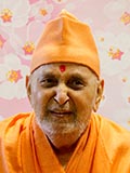 Swamishri in a divine, jovial mood