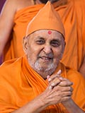  Swamishri in a divine, jovial mood