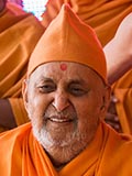  Swamishri in a divine, jovial mood