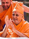  Swamishri in a divine, jovial mood