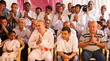  Devotees doing darshan of Swamishri