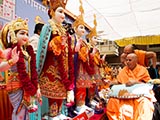  Swamishri performs pratishtha rituals of murtis for Dahegam Mandir