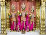 Bhagwan Swaminarayan, Aksharbrahman Gunatitanand Swami and Shri Gopalanand Swami adorned in chandan