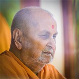 Swamishri in a divine mood