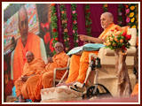 Pramukh Swami Maharaj's 89th Birthday Celebration<br>Bochasan<br>25 November 2009 - 