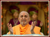 Pramukh Swami Maharaj's 89th Birthday Celebration<br>Bochasan<br>25 November 2009 - 