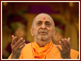 Pramukh Swami Maharaj's 89th Birthday Celebration<br>Bochasan<br>25 November 2009 - 