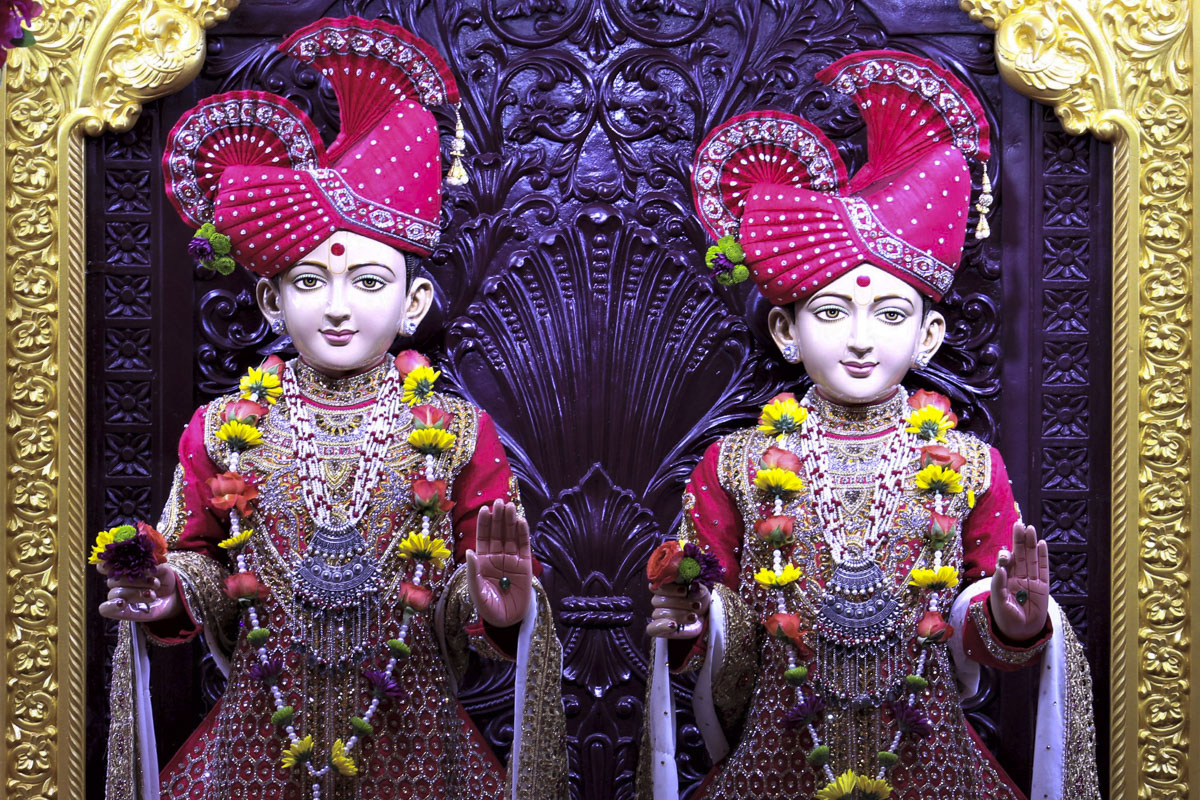 BAPS Shri Swaminarayan Mandir - Munster - Murti Darshan BAPS Shri Swaminarayan Mandir - Munster - Murti Darshan