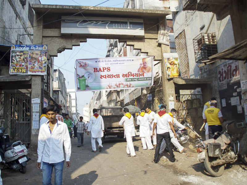 BAPS Cleanliness Drive, Surat