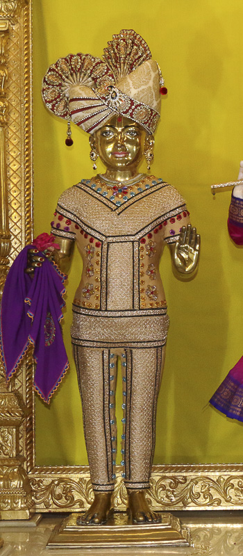 Chandan Adornments 2015, Junagadh