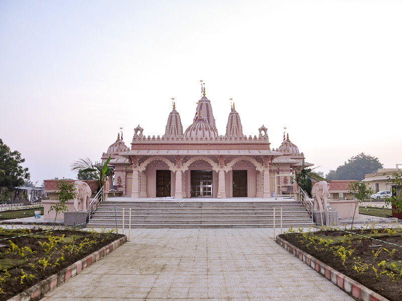 BAPS Shri Swaminarayan Mandir, Savarkundla