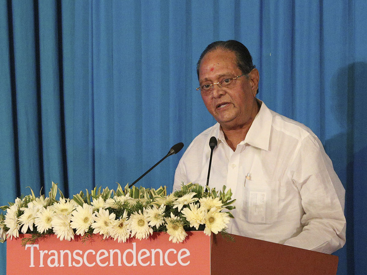 Dr. N.R. Dave addresses the guests